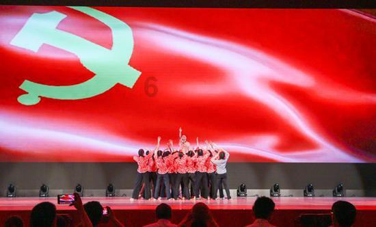 2023年广东GDP为135673.16亿元 同比增长4.8%